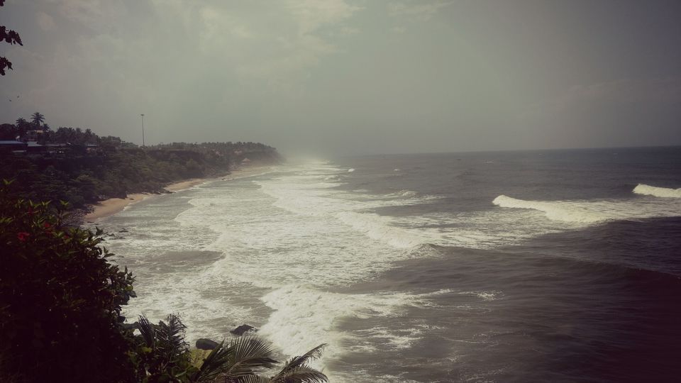 Photo of Varkala – where sea meets the cliffs by Swagatika Priyadarshini