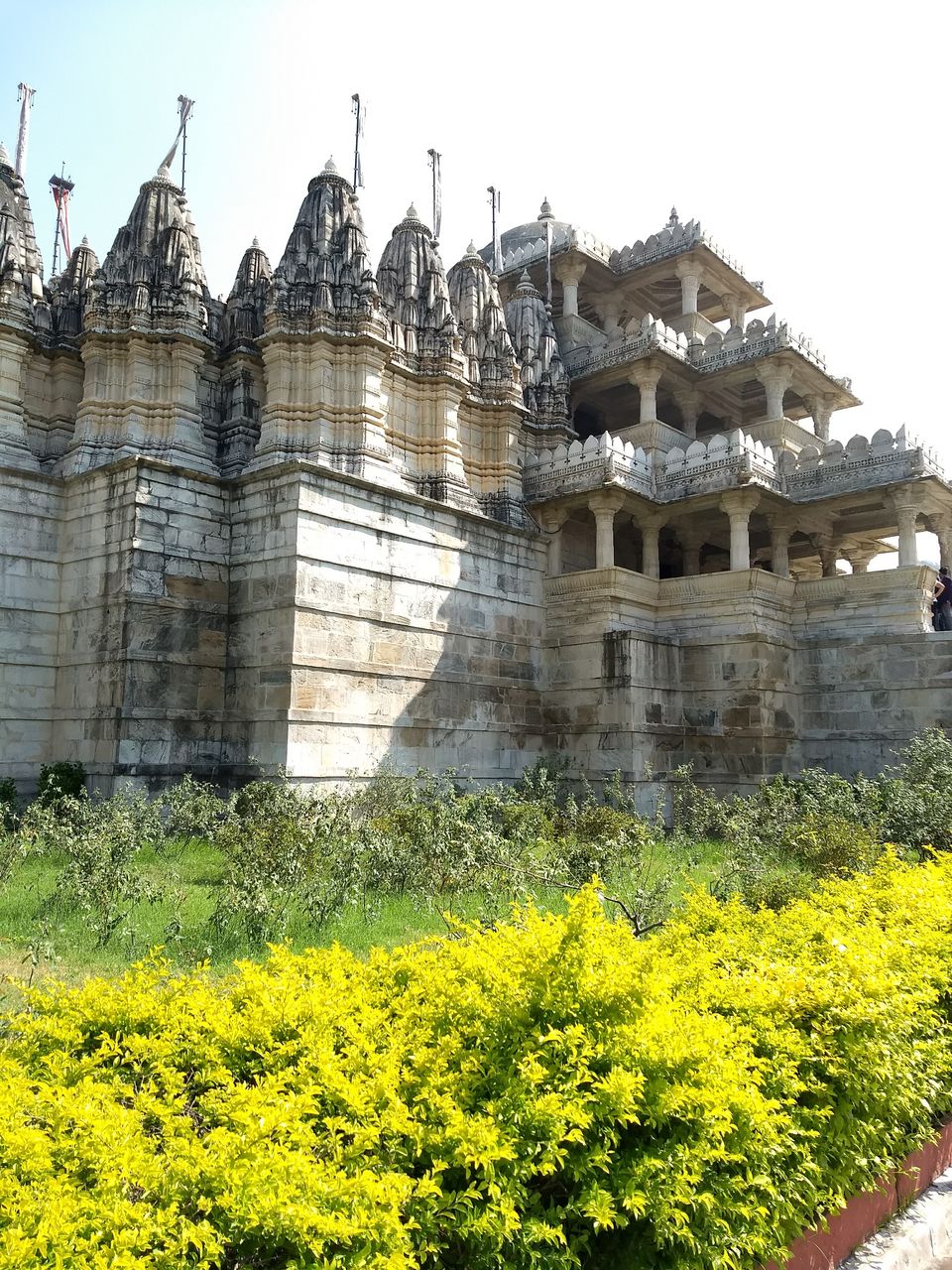 Photo of Ranakpur Jain Temple, Sadri, Rajasthan, India by Nisarg Pandya