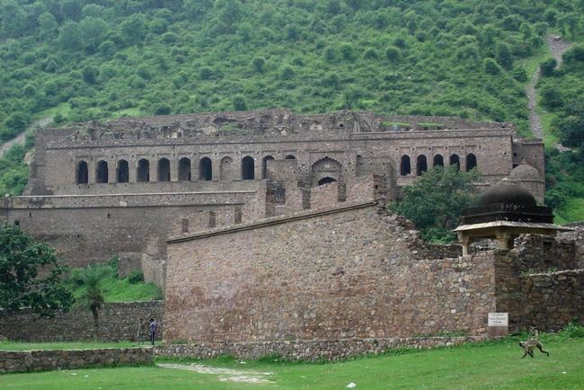 Photo of Bhangarh, Rajasthan, India by Le Voyageur