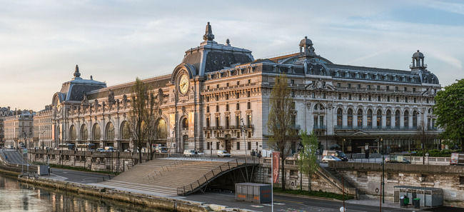 Photo of Musée d'Orsay, Rue de la Légion d'Honneur, Paris, France by Himani Khatreja