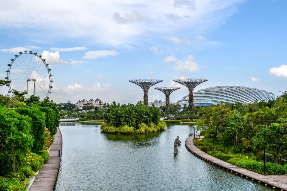 Photo of Singapore by Himani Khatreja