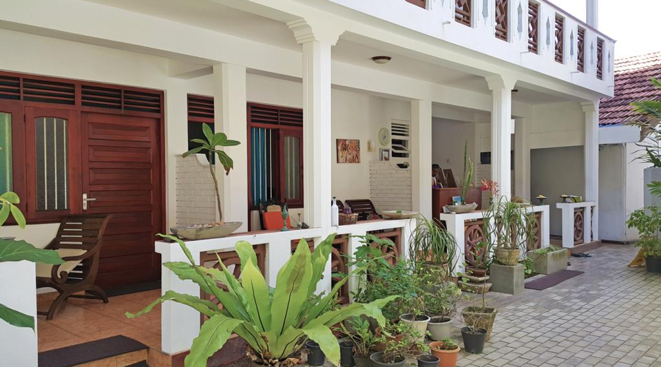 Photo of Neelas Beach Guest House, Asian Highway 43, Hikkaduwa, Sri Lanka by Himani Khatreja