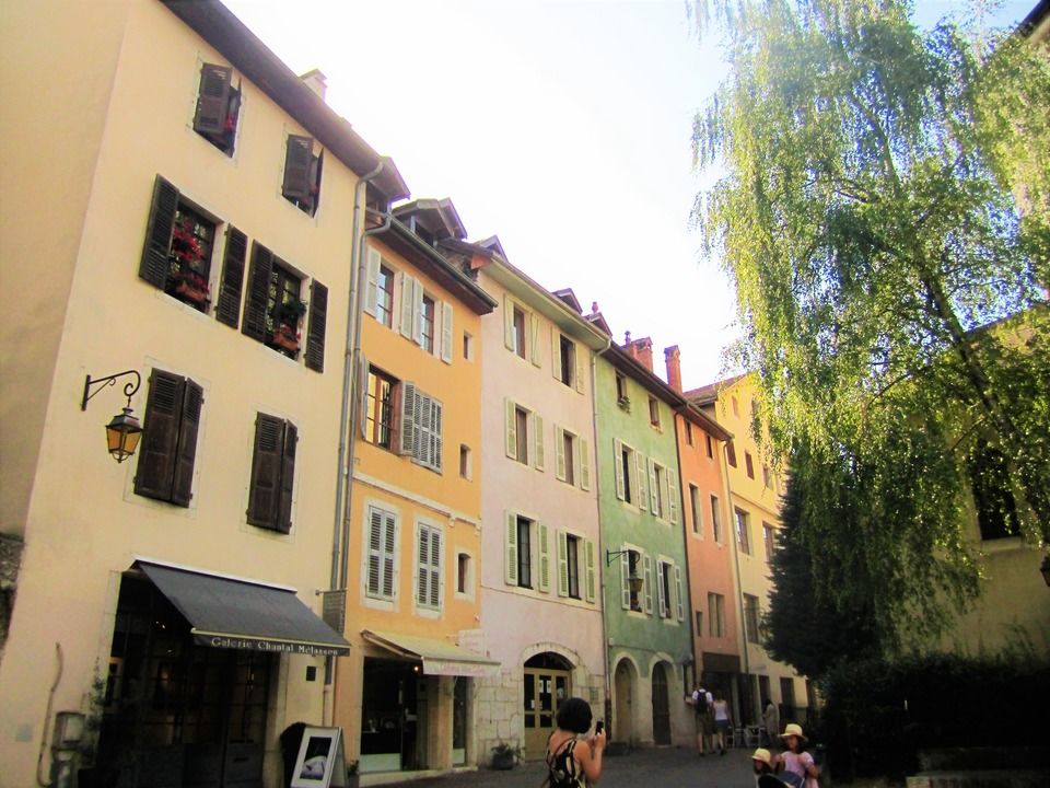 Photo of Hotel du Palais de l'Isle Annecy, Rue Perrière, Annecy, France by Adriana Minali