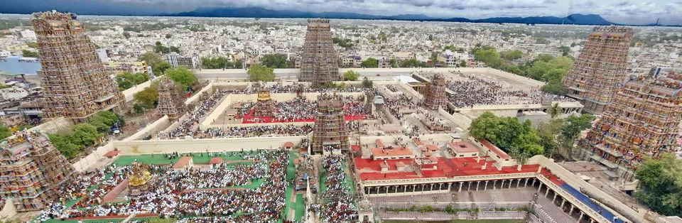 Photo of Meenakshi Amman Temple, Madurai, Tamil Nadu, India by Shipra Shekhar