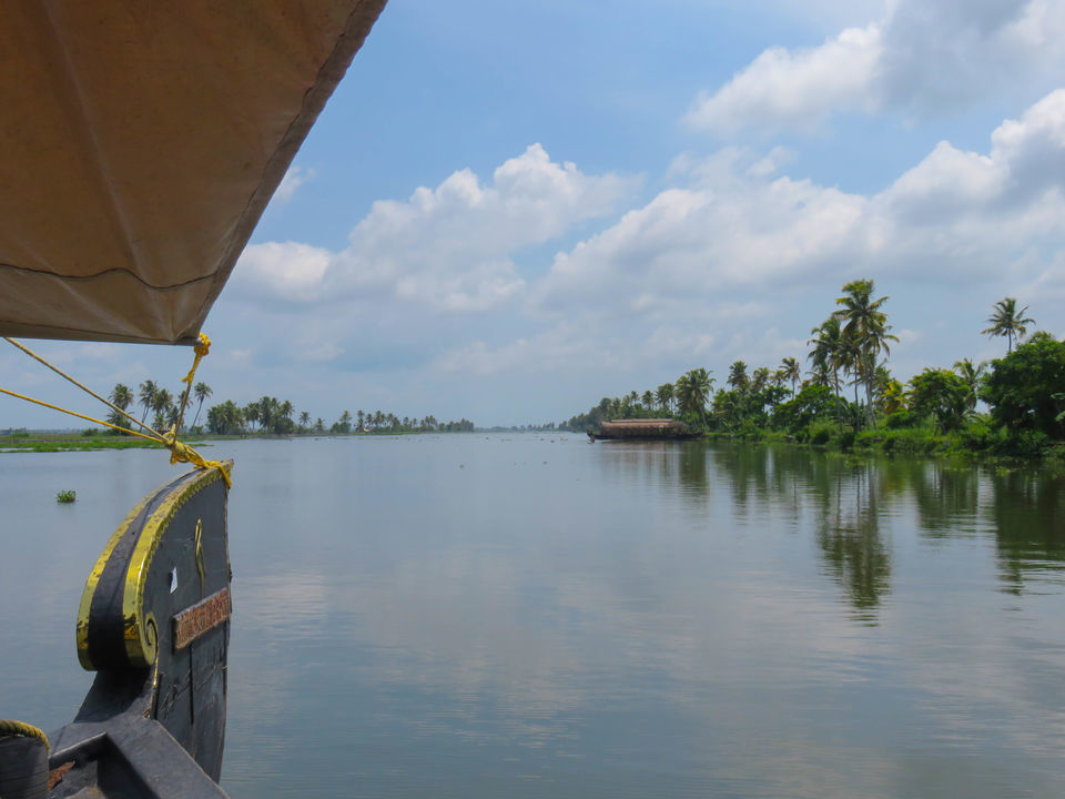Photo of Floating on the serene backwaters of Kerala! by Deepa Subramanian
