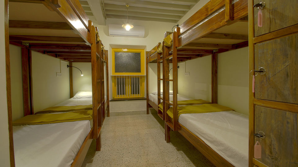 Photo of Horn Ok Please Hostel – A Backpackers Paradise In The Middle Of The Chic Bandra District In Mumbai by Aakanksha Magan