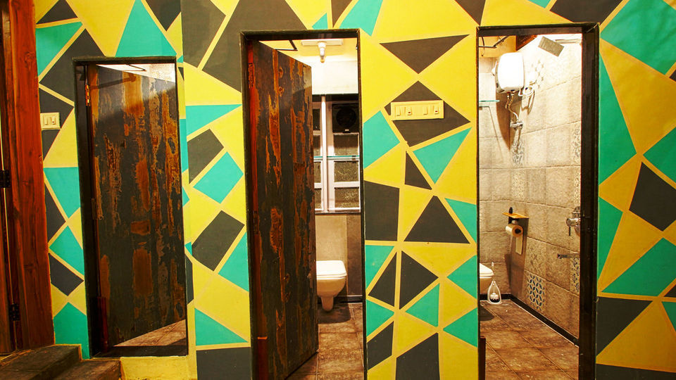 Photo of Horn Ok Please Hostel – A Backpackers Paradise In The Middle Of The Chic Bandra District In Mumbai by Aakanksha Magan