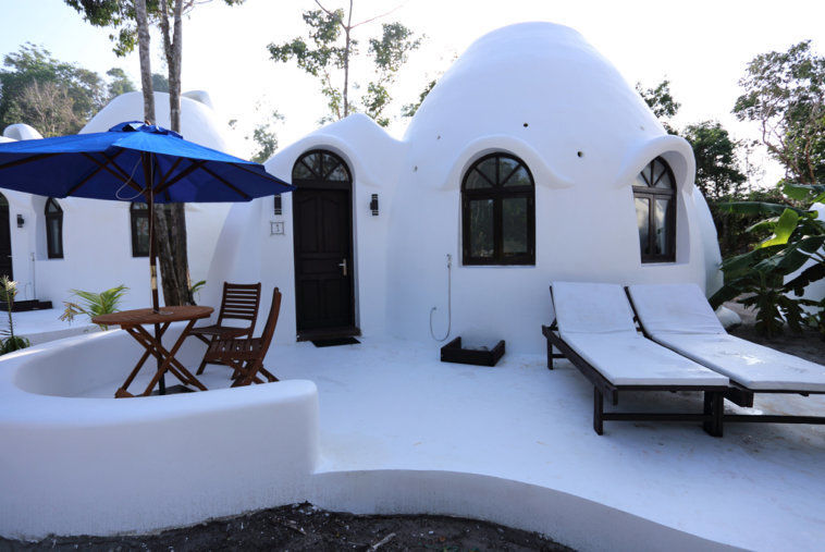 Photo of With Quirky Domes And A Beach-Setting, This Resort Near India Is Perfect For Every Honeymoon Couple by lens_nirvana
