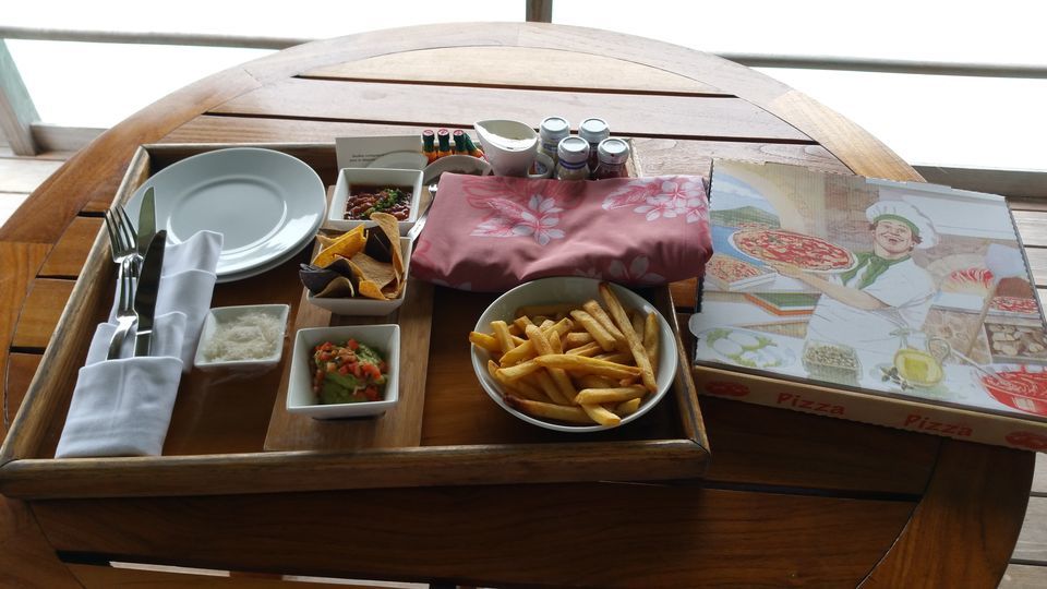Photo of The Perfect Bora Bora Itinerary On A Budget by Kirti Panchal