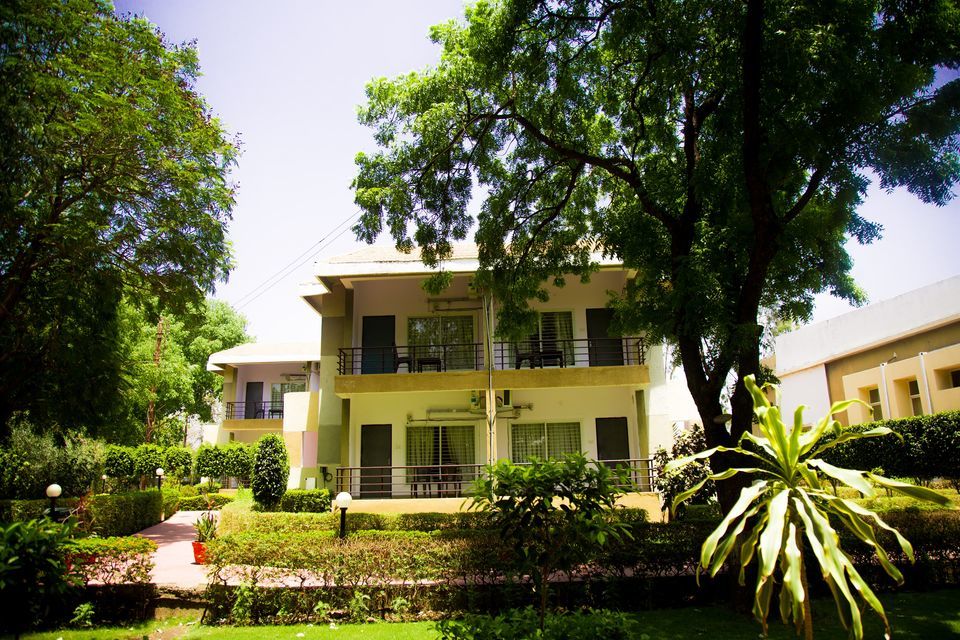 Photo of Just An Hour Away From Indore, These Riverside Destinations Have Been Hiding
In Plain Sight by Kitty Iyer