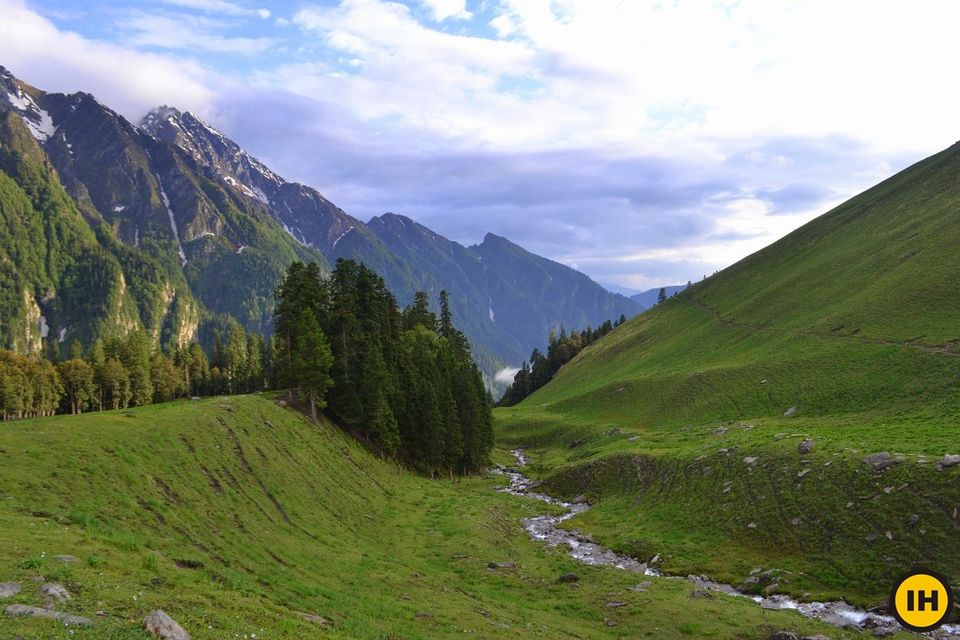 Photo of Undiscovered Treks In Himachal's Hidden Pabbar Valley That No One Knows About 2/5 by Himani Khatreja