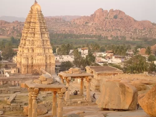 Photo of Virupaksha Temple, Hampi, Karnataka, India by Subhkirti Sinha