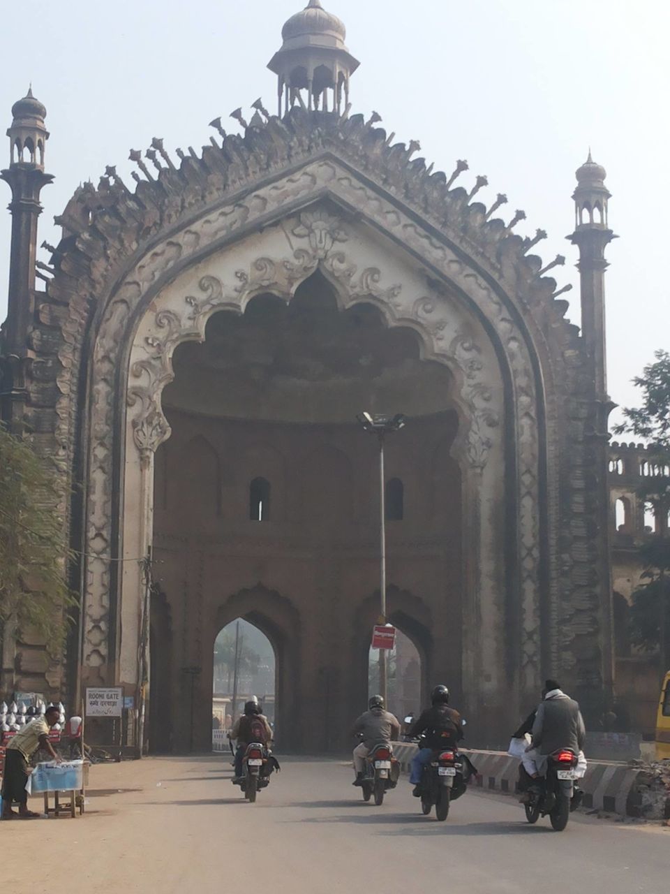 Photo of Rumi Darwaza, Machchhi Bhavan, Lucknow, Uttar Pradesh, India by Sneha