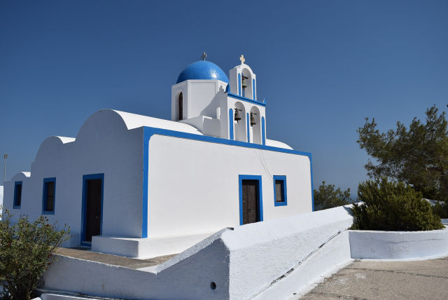 Photo of 5-day guide to the stunning Santorini! by Nikita Anand