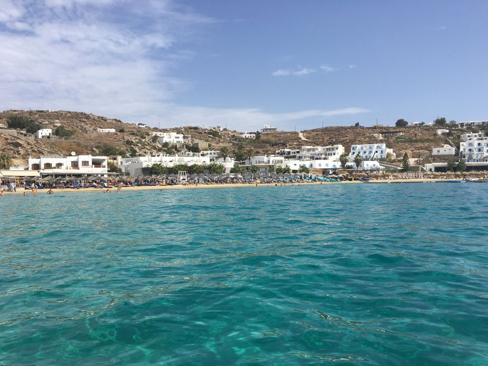Photo of Ornos Beach, Ornos, Greece by Nikita Anand