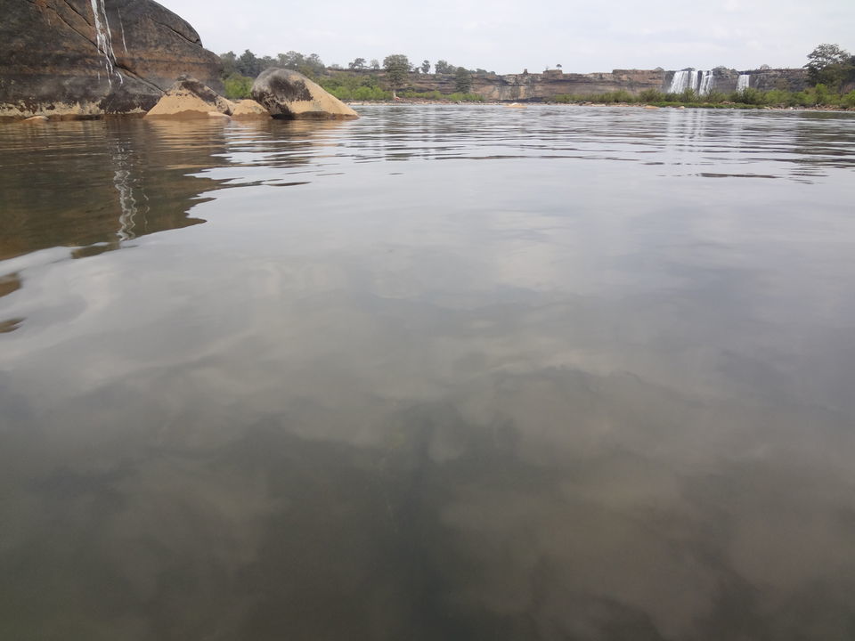 Photo of Chitrakote Falls, Boating Service, Tiratha, Chhattisgarh, India by Sneha Vashisht