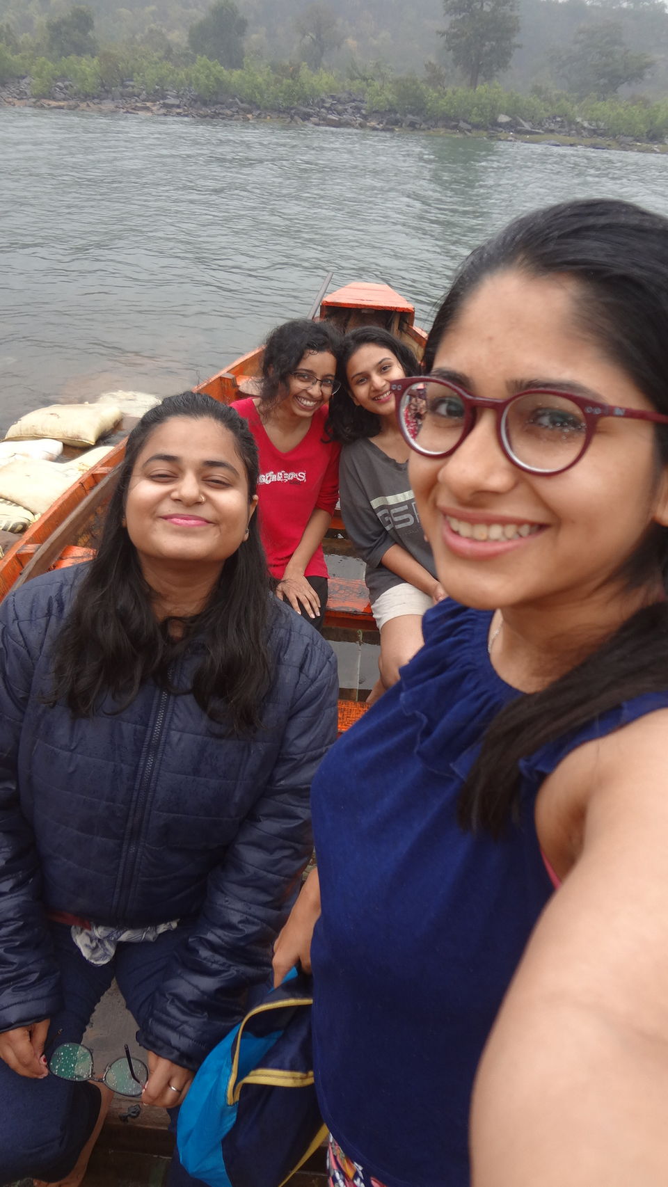 Photo of Chitrakote Falls, Boating Service, Tiratha, Chhattisgarh, India by Sneha Vashisht