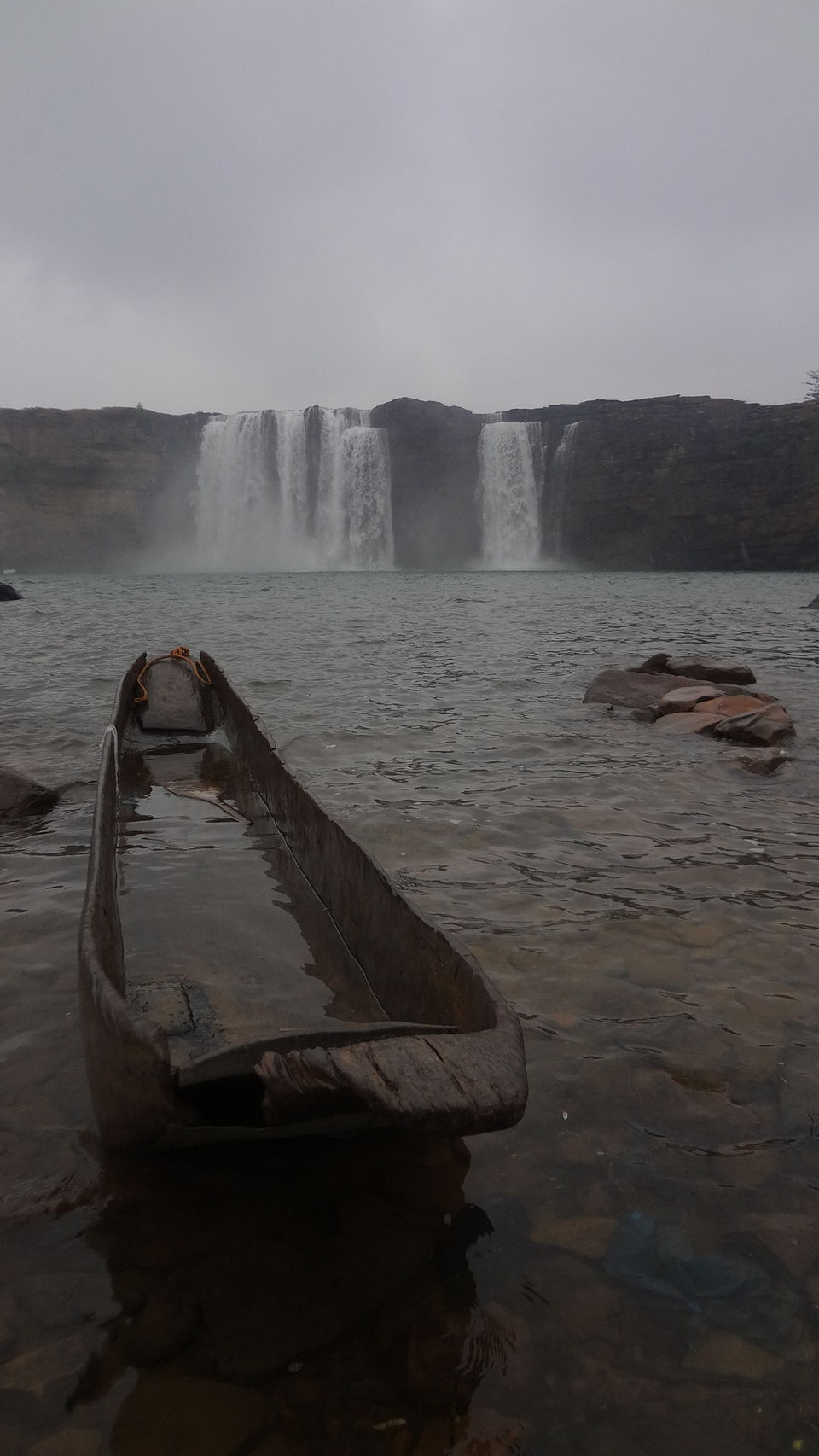Photo of Chitrakote Falls, Boating Service, Tiratha, Chhattisgarh, India by Sneha Vashisht