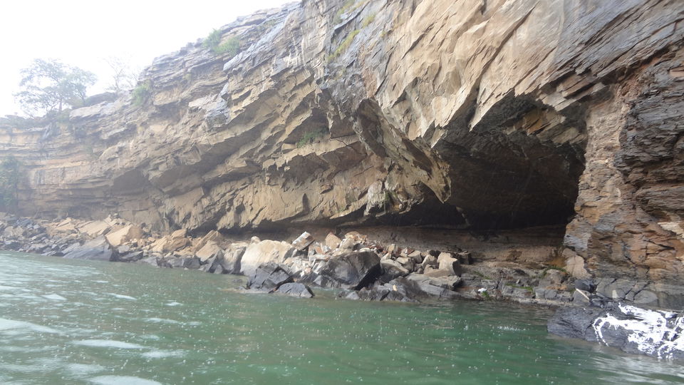Photo of Chitrakote Falls, Boating Service, Tiratha, Chhattisgarh, India by Sneha Vashisht