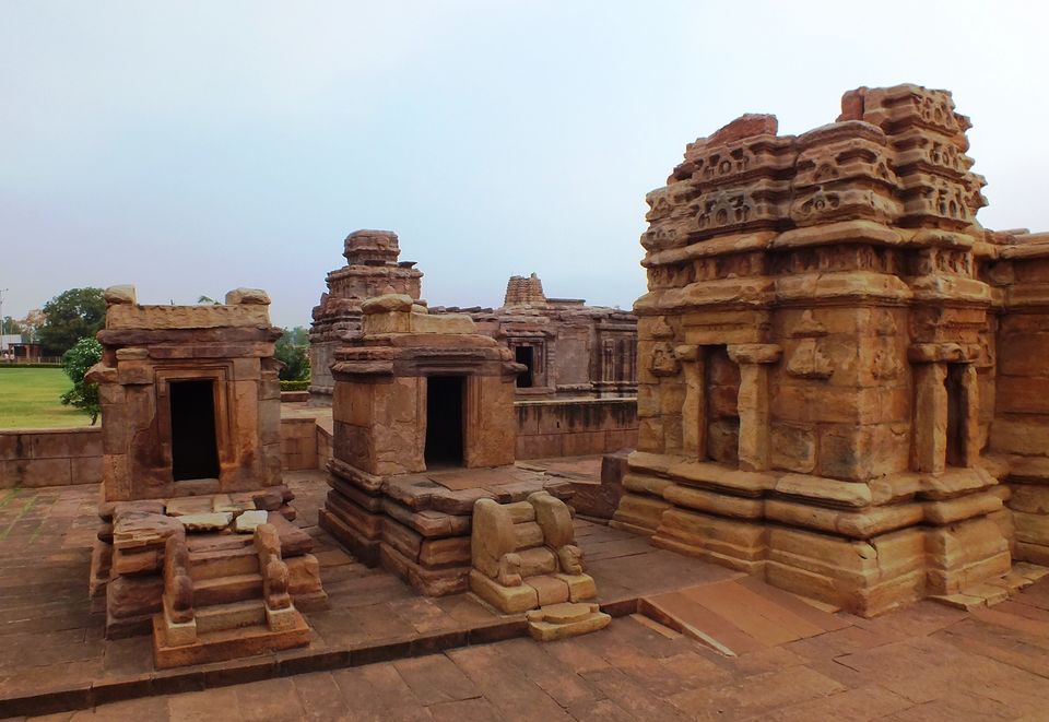 Photo of Aihole - Chalukya Architecture 2/10 by Pushpa Kurup