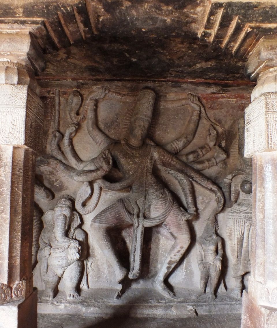 Photo of Aihole - Chalukya Architecture 8/10 by Pushpa Kurup
