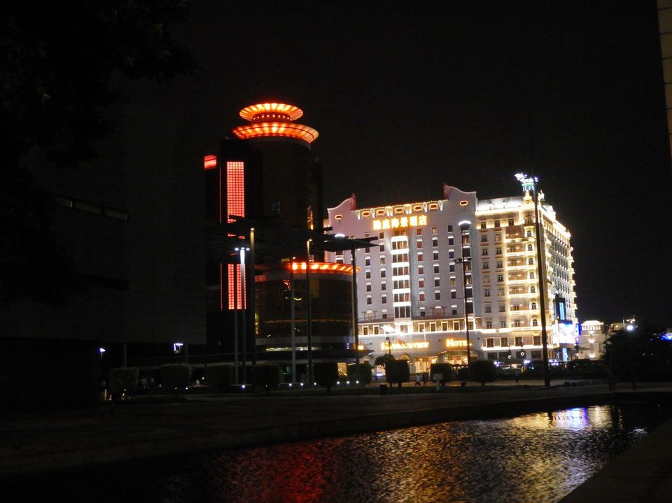 Photo of MACAU- All Gloss and Glitter 1/15 by Pushpa Kurup