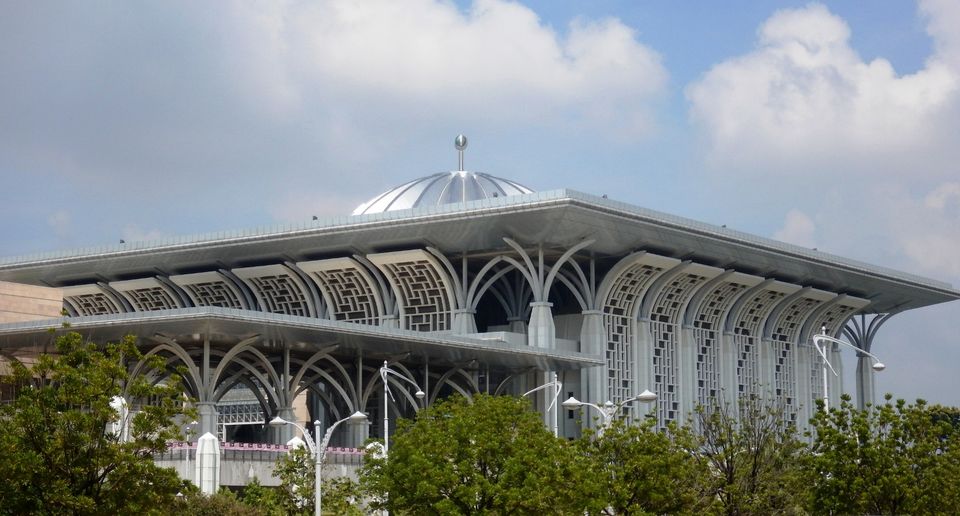 Photo of Putrajaya - the Pride of Malaysia 15/33 by Pushpa Kurup