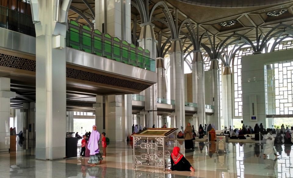 Photo of Putrajaya - the Pride of Malaysia 19/33 by Pushpa Kurup