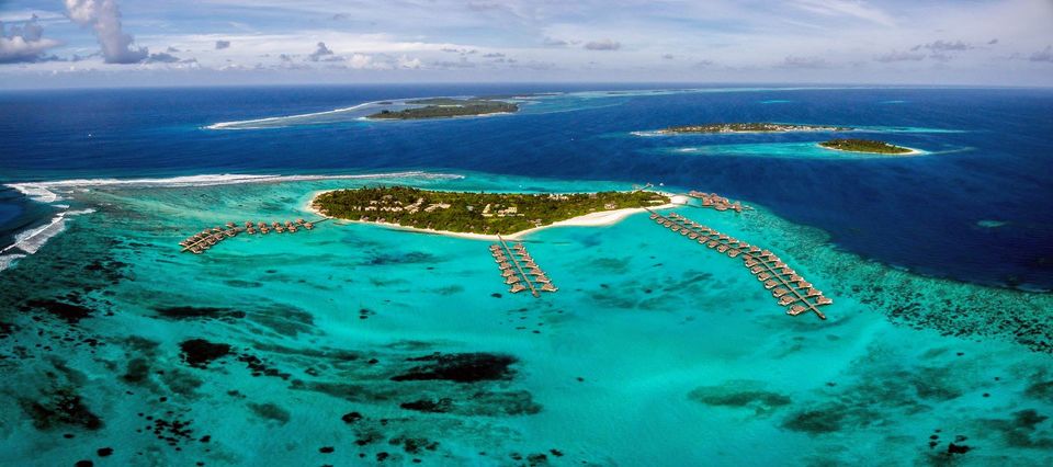 Photo of Top 7 Honeymoon Resorts in Maldives by Smart Holiday Shop