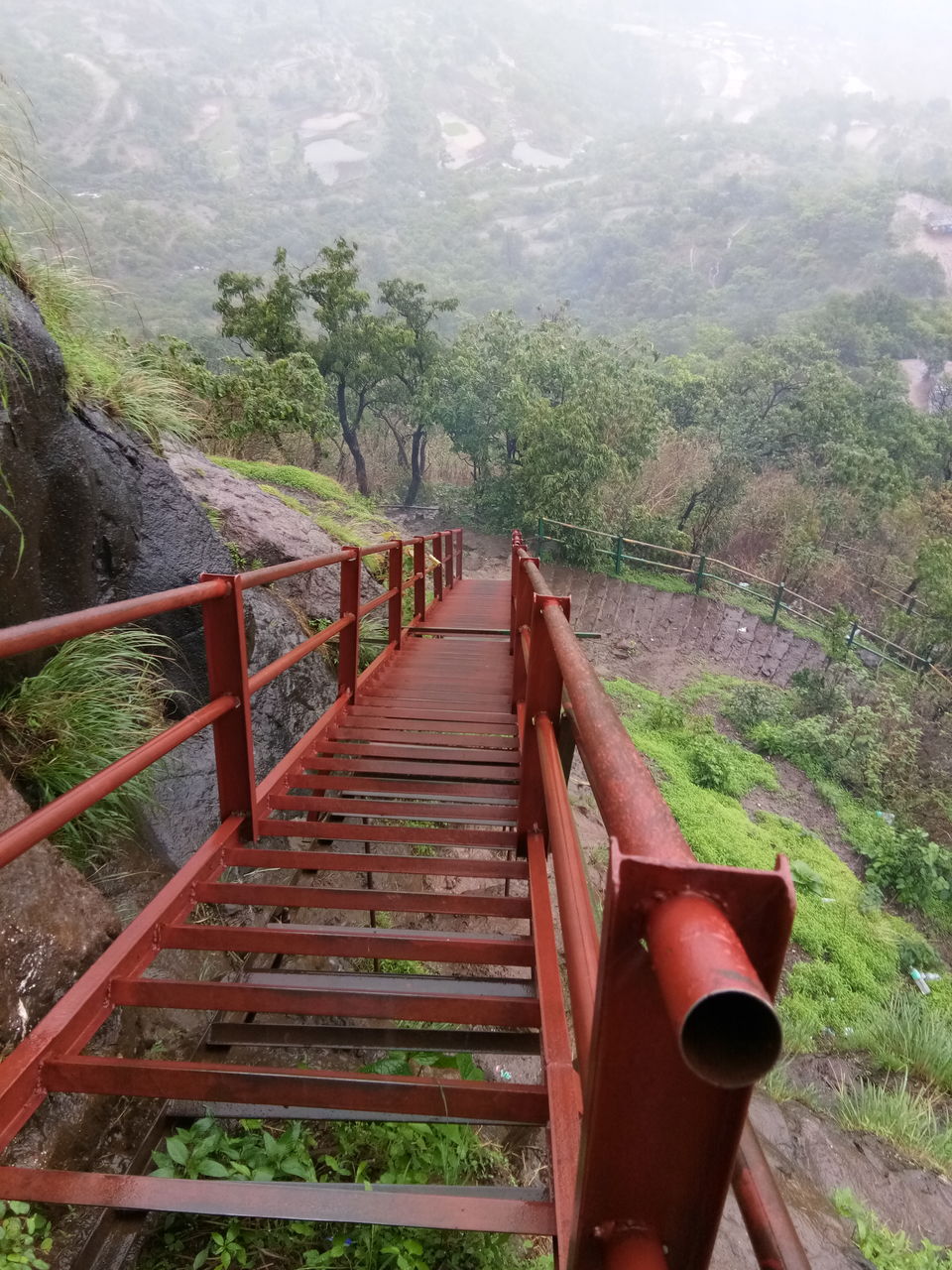 Photo of Kalsubai Peak, Maharashtra, India by Rigved kalekar