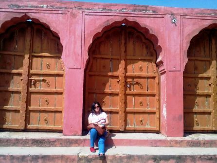 Photo of Historical Sluggish Travel and Foodies Hub: An Experiential Guide to Amer City 21/22 by Pamela Mukherjee