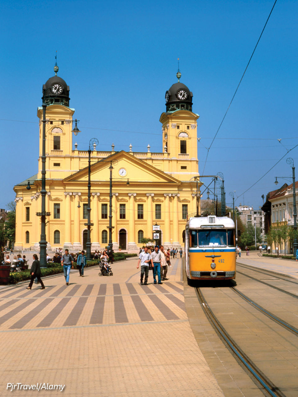 Photo of 10 Countries That Should Be On Every Solo Female Traveller's Wishlist 1/1 by Travel+Leisure India & South Asia