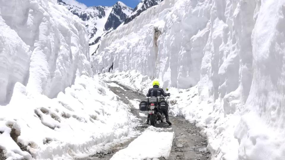 Photo of Sach Pass 4390m, Gahar Dunei, Himachal Pradesh by Deepankur