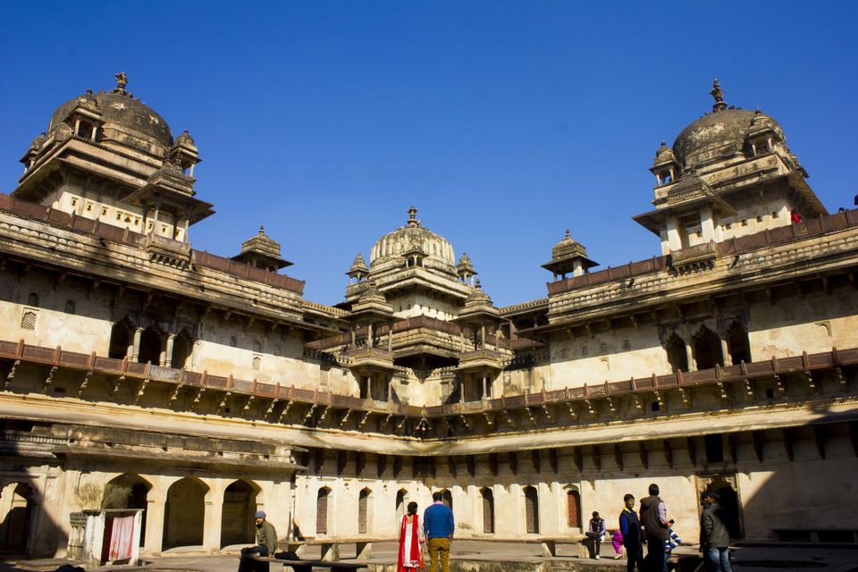 Photo of Jahangir Mahal, Orachha, India by Pramati Anand