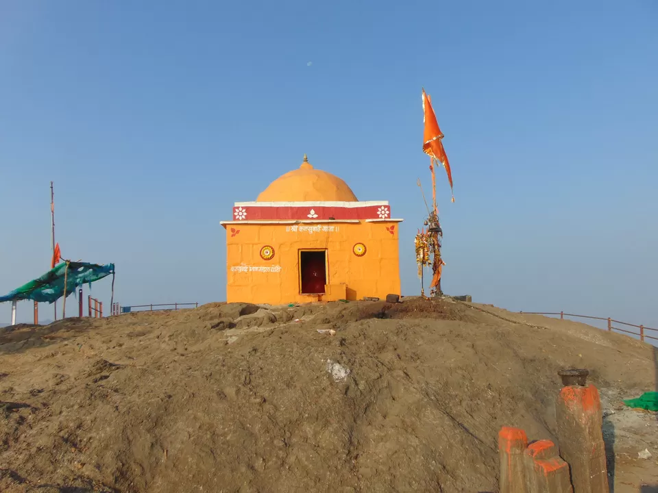 Photo of Kalsubai Peak, Ahmednagar, Maharashtra, India by MUhammed Unais P (TheIndianTrails)