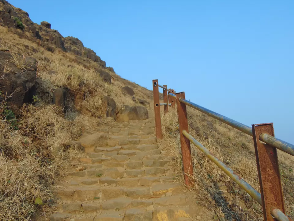 Photo of Kalsubai Peak, Ahmednagar, Maharashtra, India by MUhammed Unais P (TheIndianTrails)