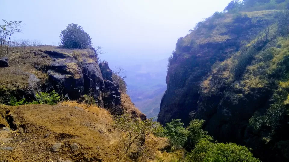 Photo of Mahuli Fort, Asangaon, Maharashtra, India by MUhammed Unais P (TheIndianTrails)