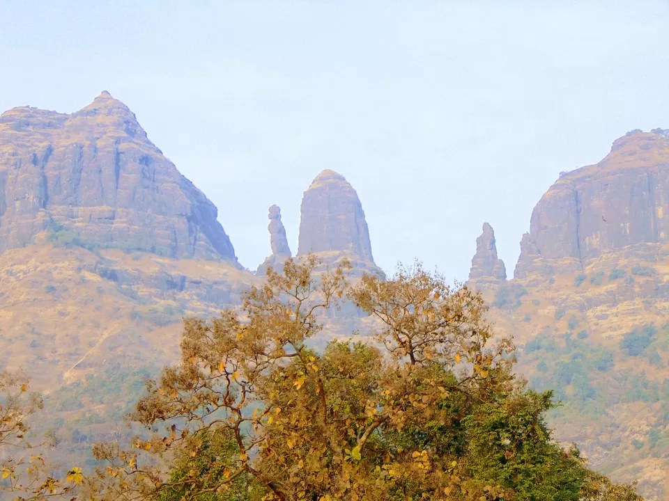 Photo of Mahuli Fort, Asangaon, Maharashtra, India by MUhammed Unais P (TheIndianTrails)