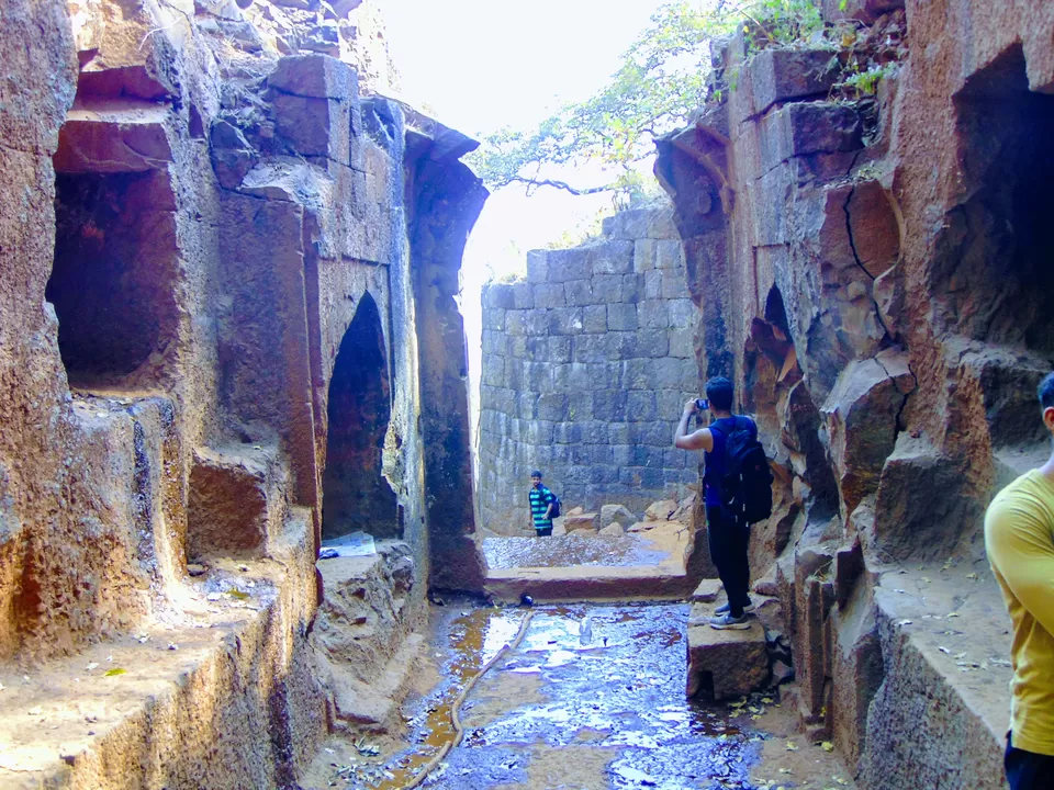 Photo of Mahuli Fort, Asangaon, Maharashtra, India by MUhammed Unais P (TheIndianTrails)