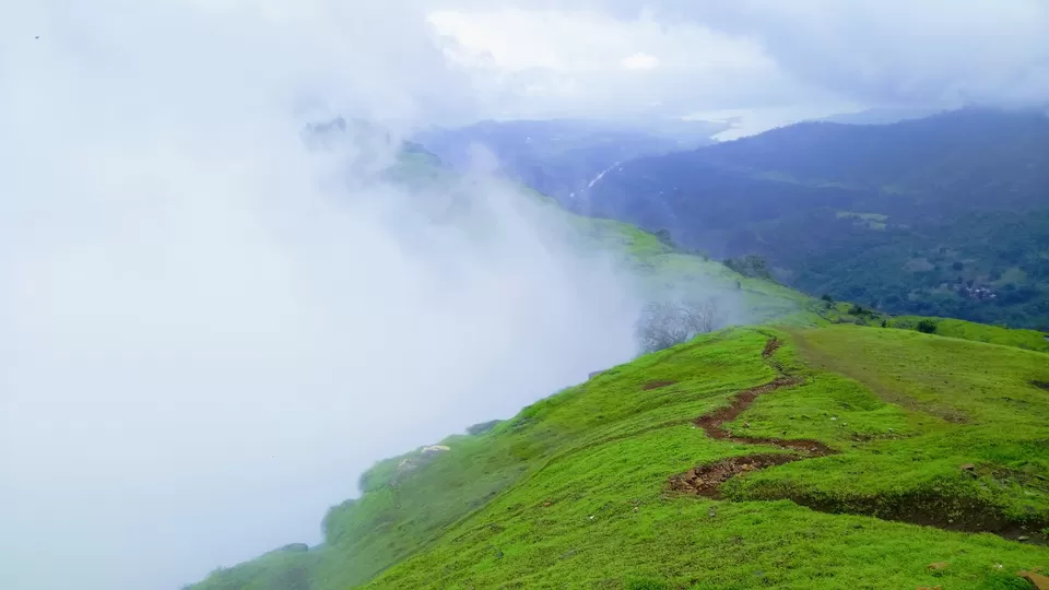 Photo of Garbett Point, Matheran, Maharashtra, India by MUhammed Unais P (TheIndianTrails)