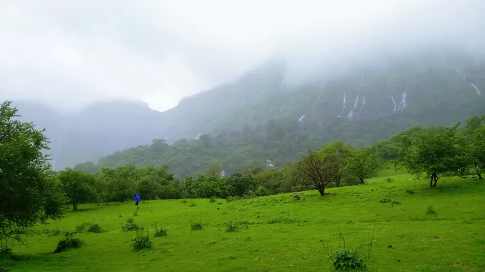Photo of Vikatgad Peb Fort, Aanand Wadi, Maldunge, Maharashtra, India by MUhammed Unais P (TheIndianTrails)