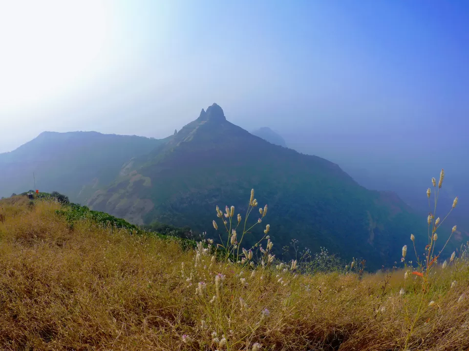Photo of Chanderi Fort, Maharashtra, India by MUhammed Unais P (TheIndianTrails)