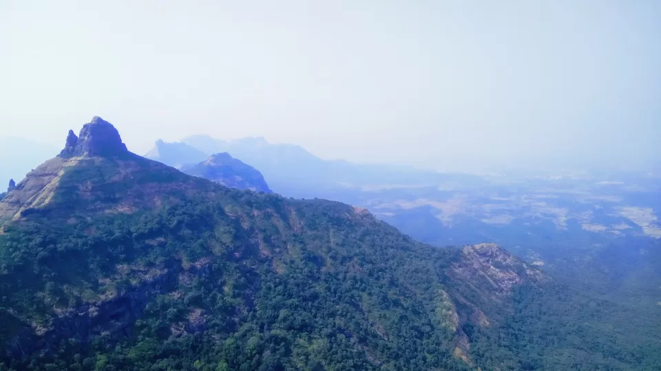 Photo of Chanderi Fort, Maharashtra, India by MUhammed Unais P (TheIndianTrails)