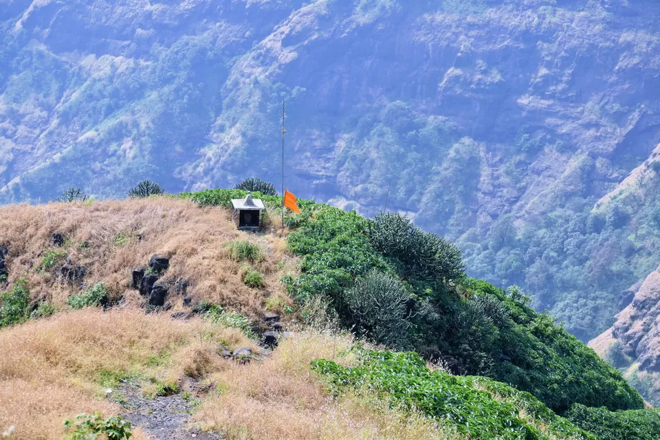Photo of Chanderi Fort, Maharashtra, India by MUhammed Unais P (TheIndianTrails)