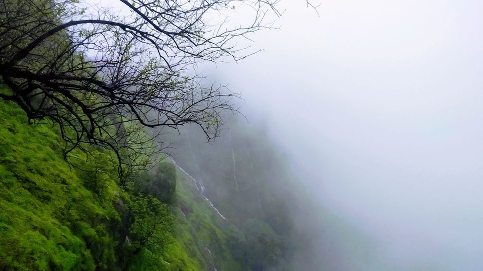 Photo of Matheran Hills, Neral - Matheran Road, Aman Lodge, Matheran, Maharashtra, India by MUhammed Unais P (TheIndianTrails)