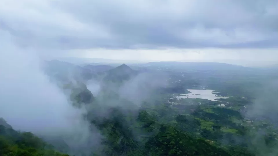 Photo of Vikatgad Peb Fort, Aanand Wadi, Maldunge, Maharashtra, India by MUhammed Unais P (TheIndianTrails)