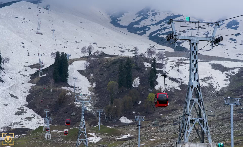 Photo of Gulmarg Gondola, Baramulla by Aditya Desai