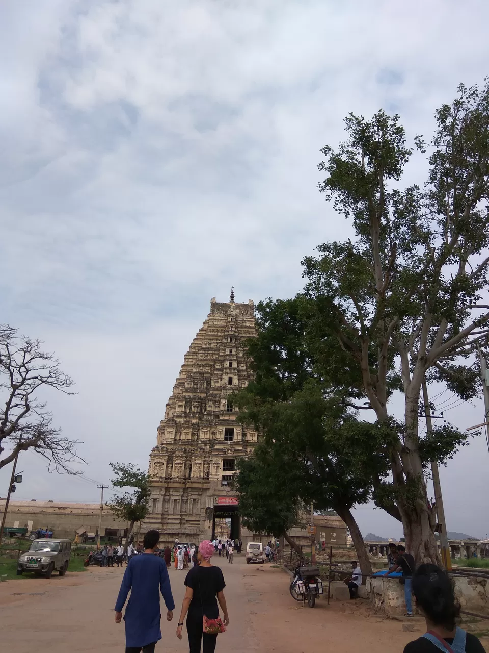 Photo of Sri Virupaksha Temple, Hampi, Karnataka, India by Liya Louise