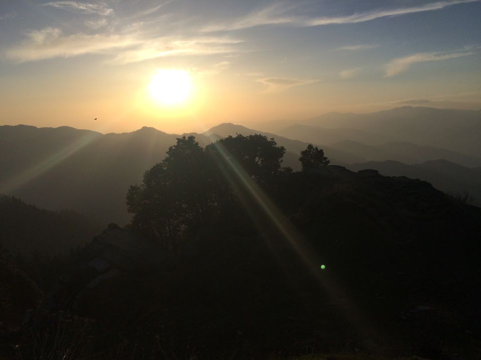 Photo of Hatu Peak, Shimla, Himachal Pradesh, India by Harshal Jain