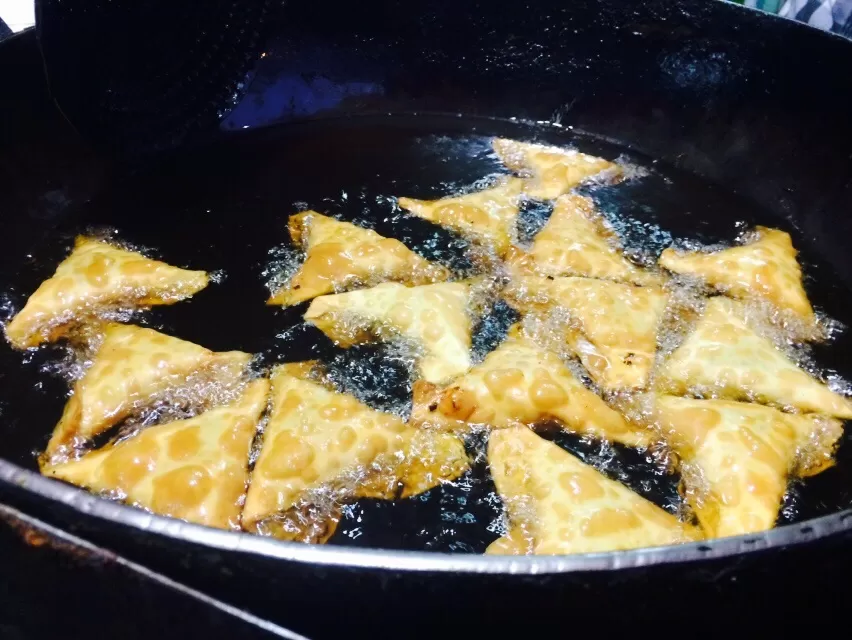 Photo of Street style soup and samosas in Pondicherry by Prathima